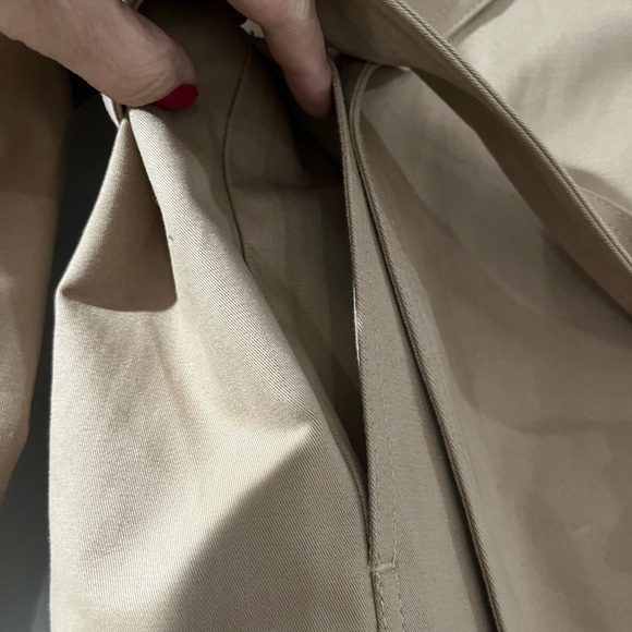 NWOT Banana Republic Waist Length Trench Coat, Women's L Tan Belted Raincoat - Picture 5 of 10